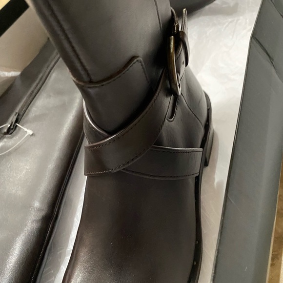 Inc knee high boots size 5.5. New in box - Picture 5 of 7